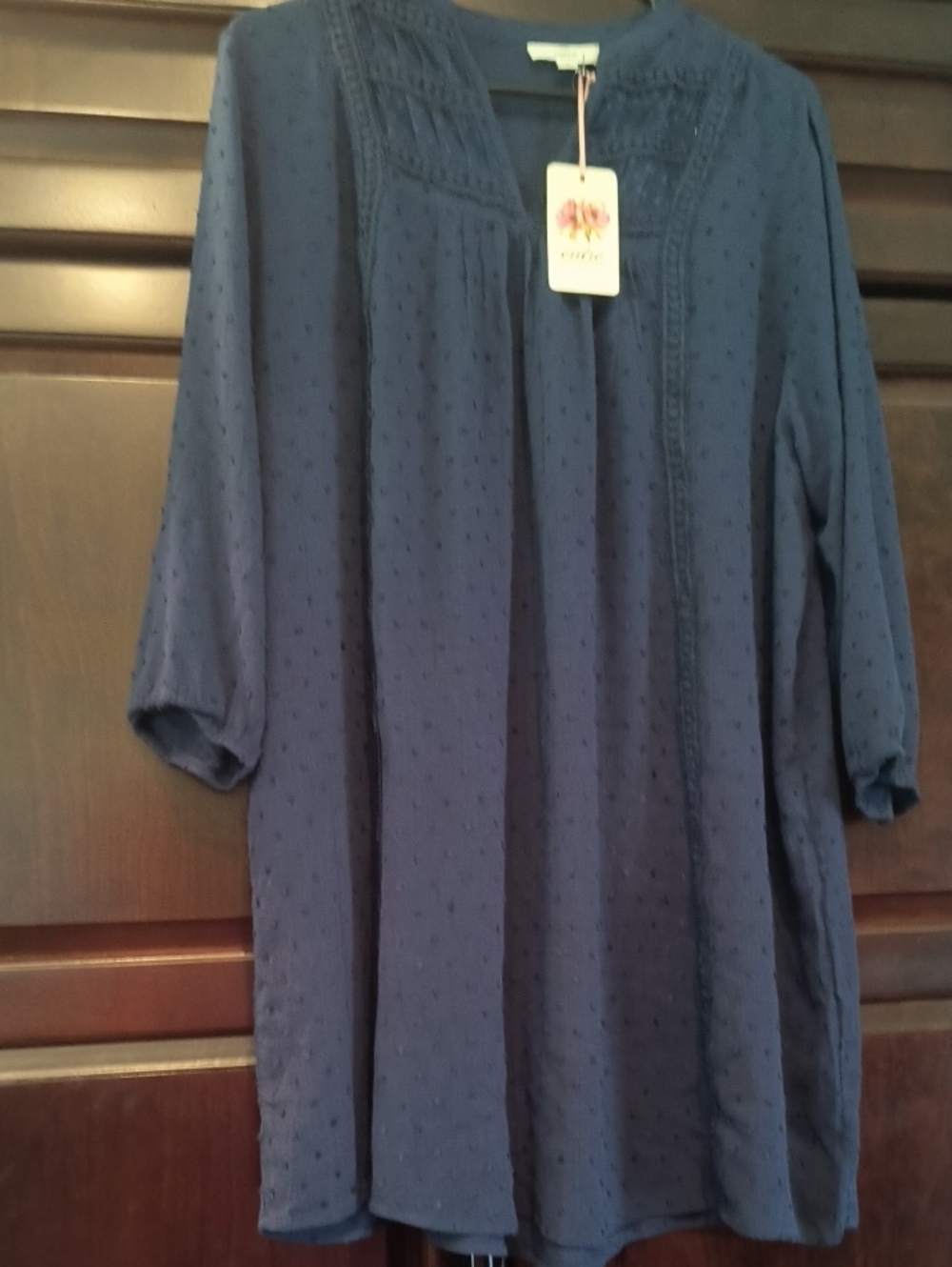 entro Navy Textured Long-Sleeve Pullover Shirt
